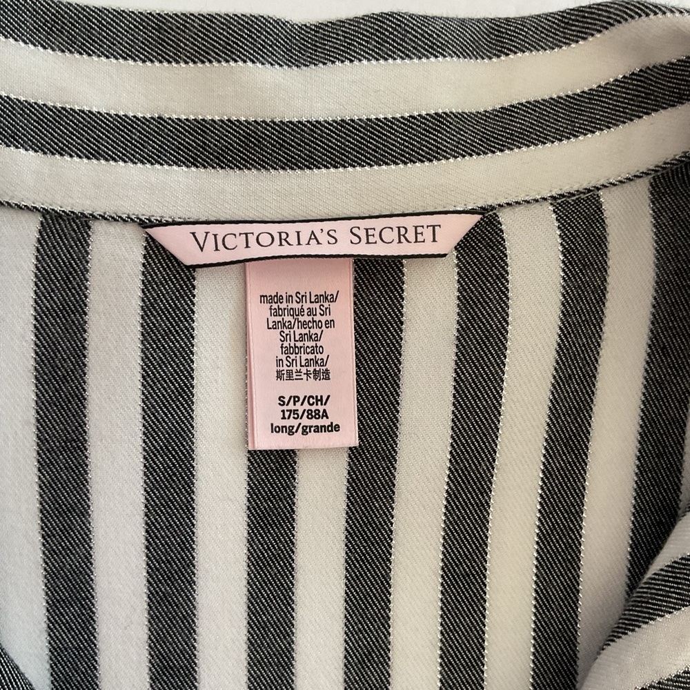 Victoria's Secret Grey Striped Pajama Set Size S - Picture 7 of 13